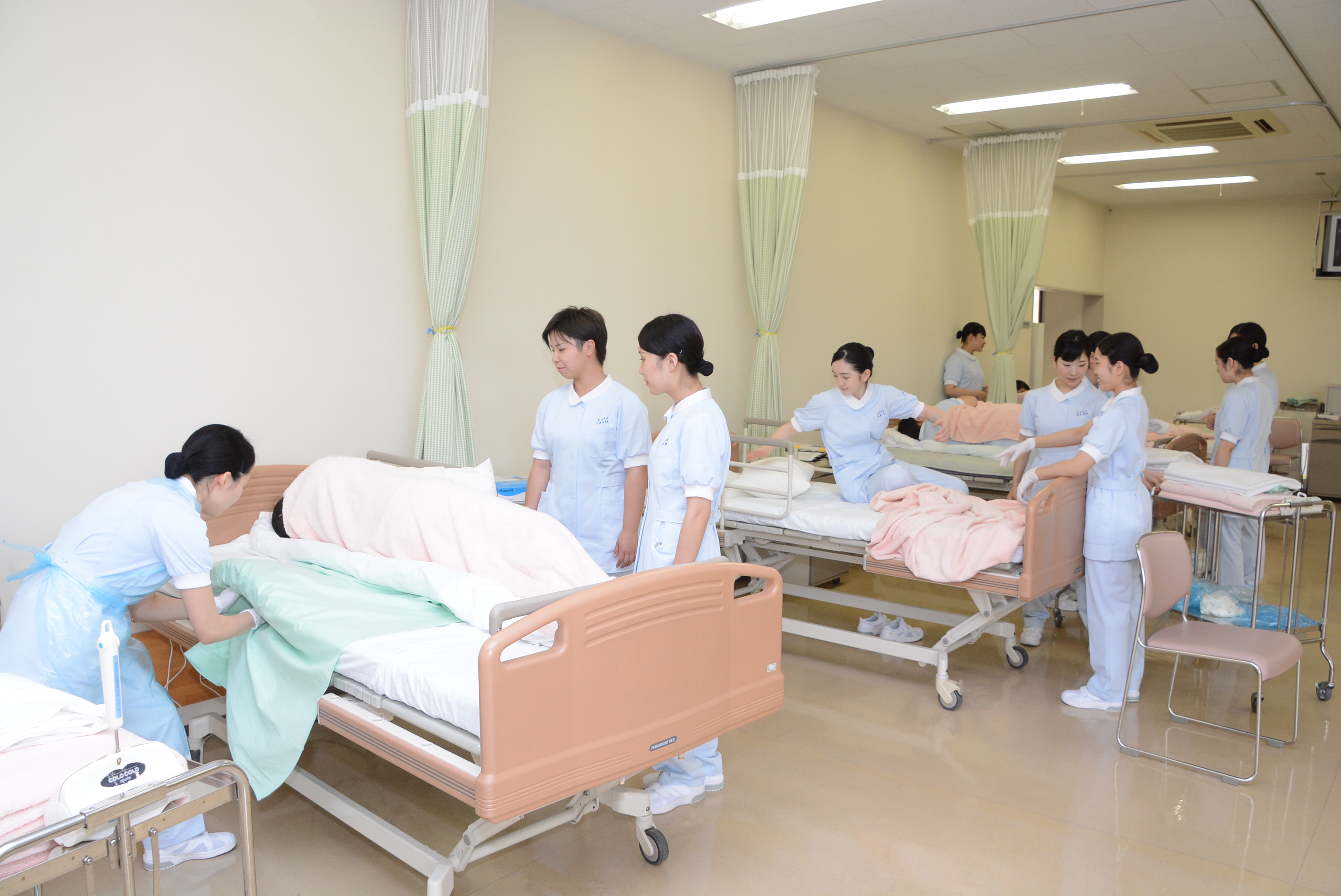 本庄児玉看護専門学校　英語学習イメージ